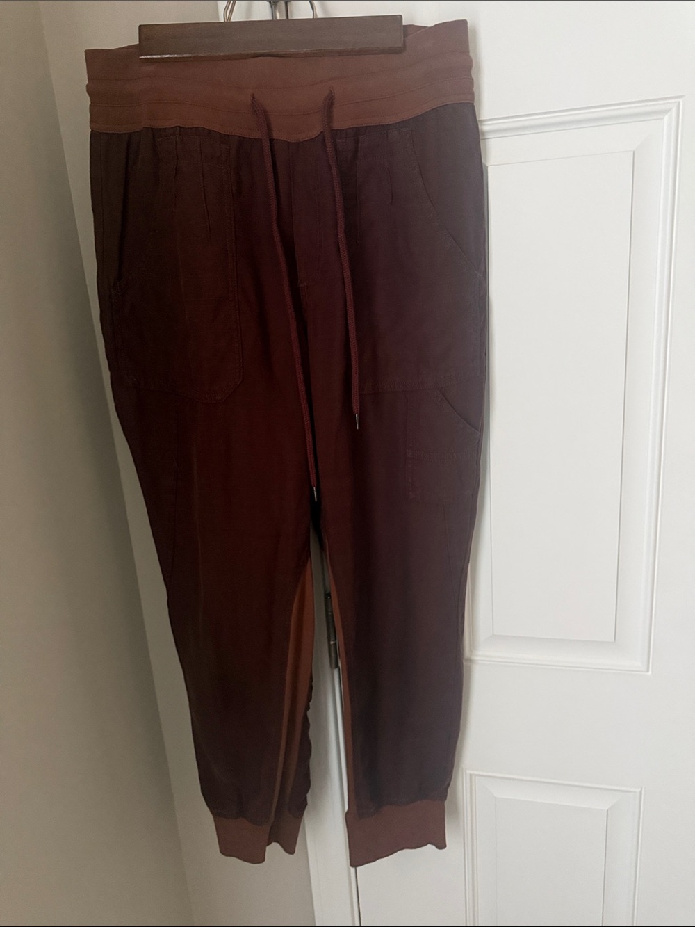 Anthropologie the Nomad  Women’s Casual  Jogger Pants in Dark Brown size M